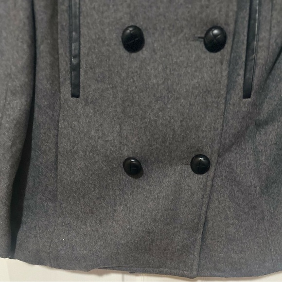 NWOT Triple Five Soul Wool Blend Gray‎ Peacoat Faux Fur Lining. Size M. - Picture 7 of 7